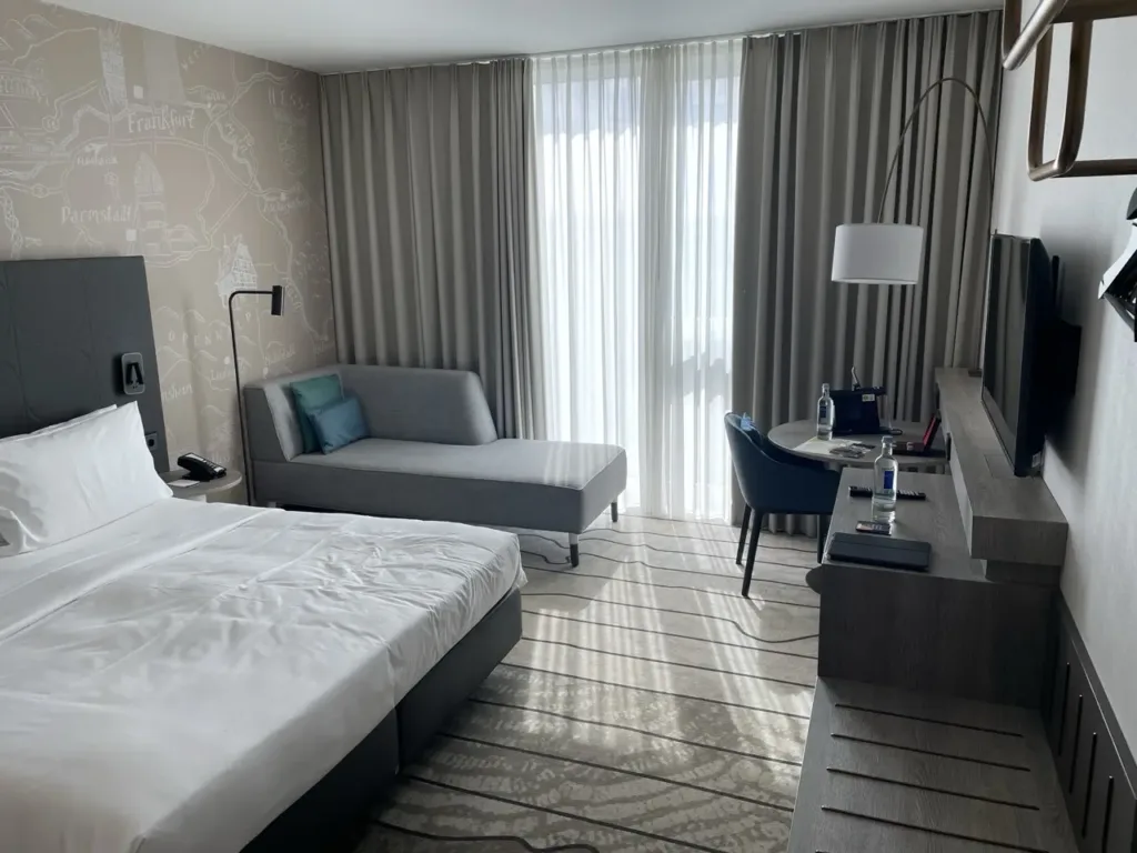 Room Hyatt Place Frankfurt Airport