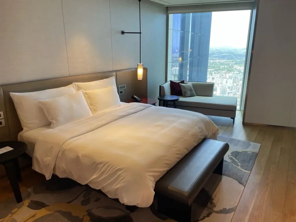 Bedroom Grand Hyatt Jeju suite