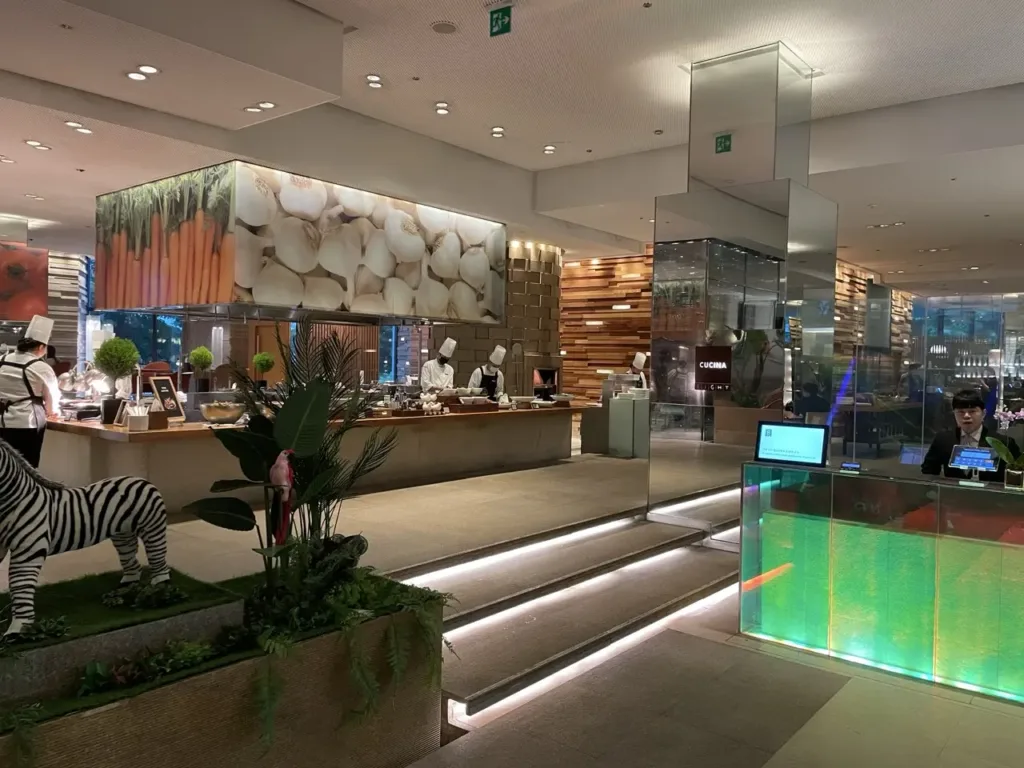 Grand Hyatt Incheon Restaurant 8