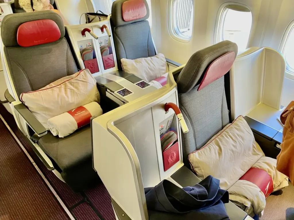 Business Class 777-200 Austrian Airlines