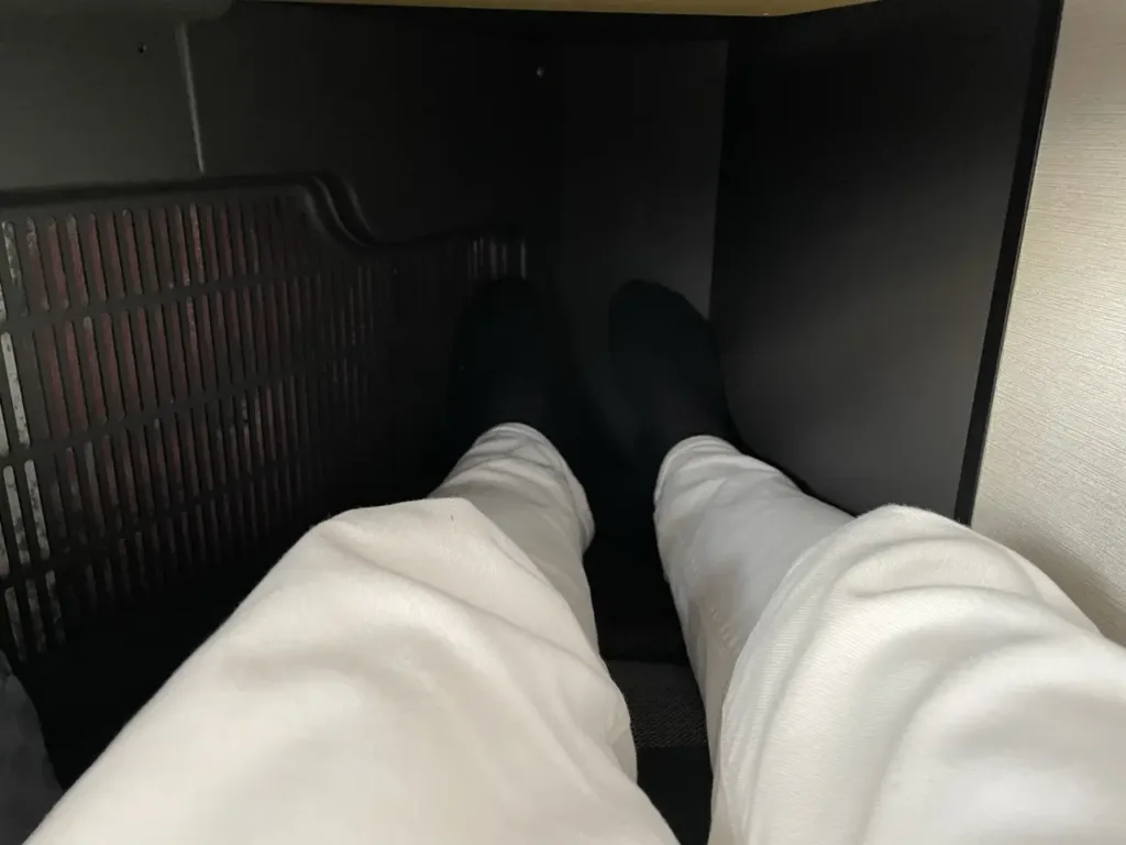 footwell etihad a350 business class