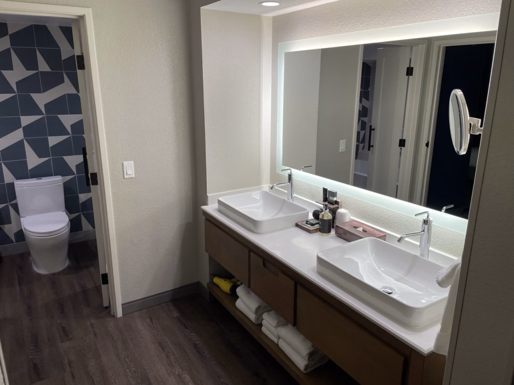 Hyatt Centric Santa Clara Suite - vanity