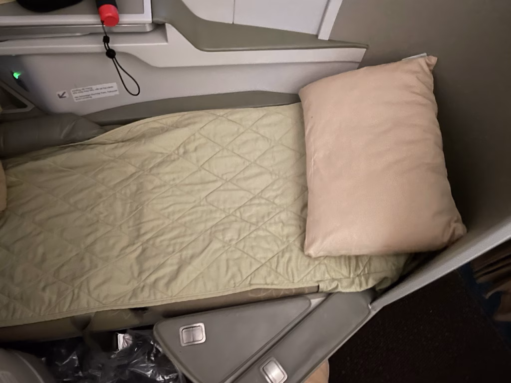 Vietnam Airlines business class seat