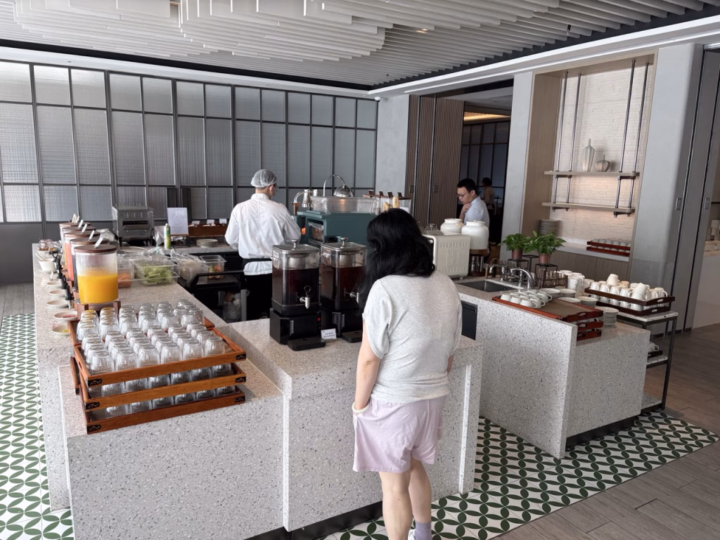 Restaurant Holiday Inn Shanghai Pudong Airport
