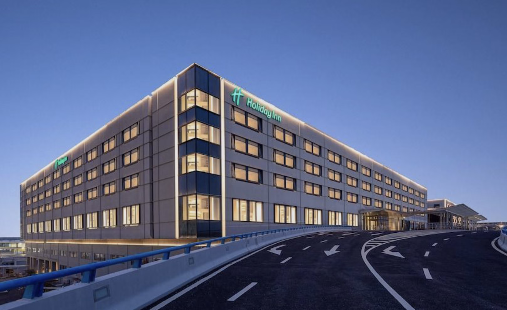 Holiday Inn Shanghai Pudong Airport Review